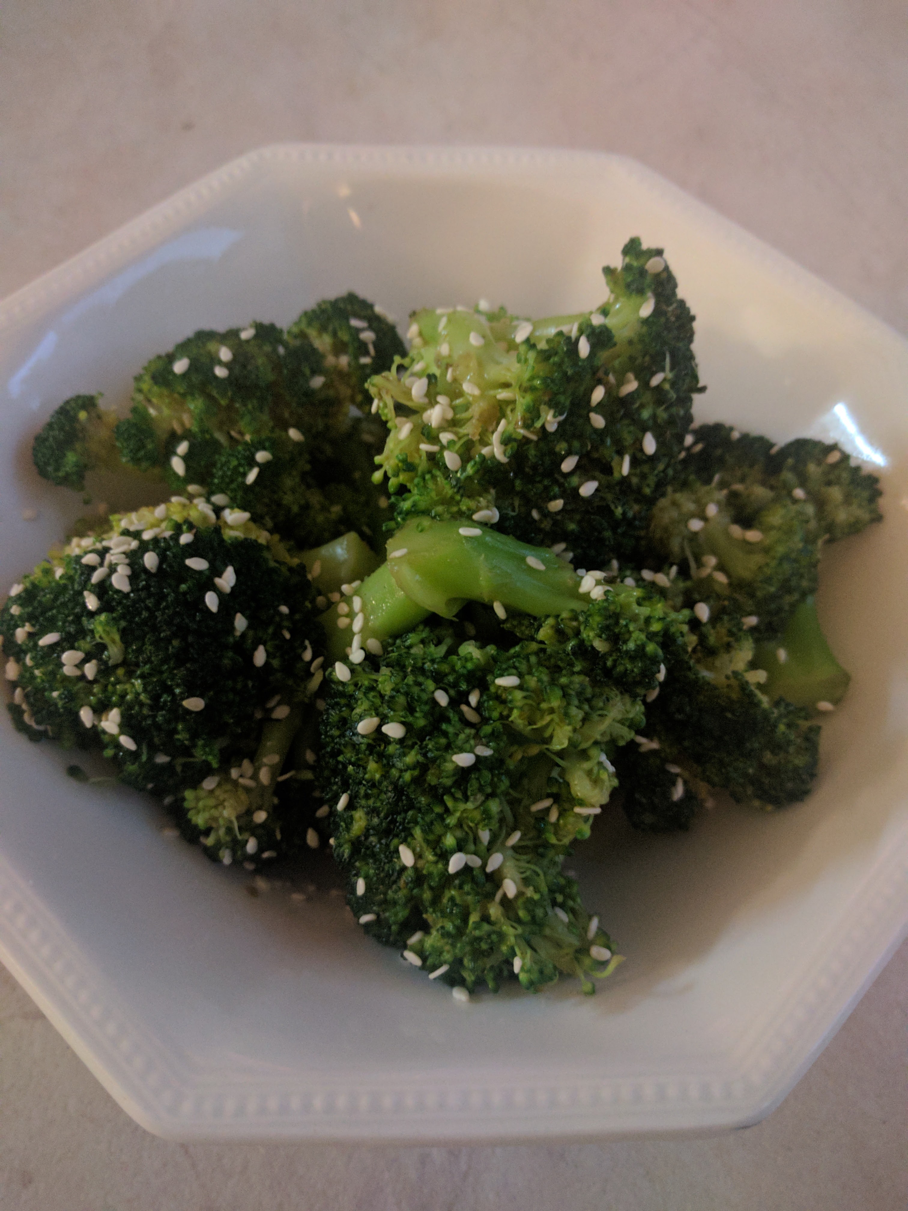 Broccoli with Sesame Dressing
